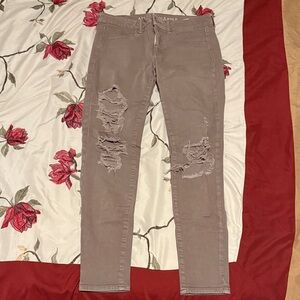 American Eagle Outfitters Women's Ripped Dusty Rose Jeans